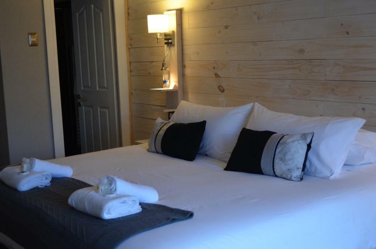 Hostal Boutique Puerta Roja بونتا أريناس المظهر الخارجي الصورة