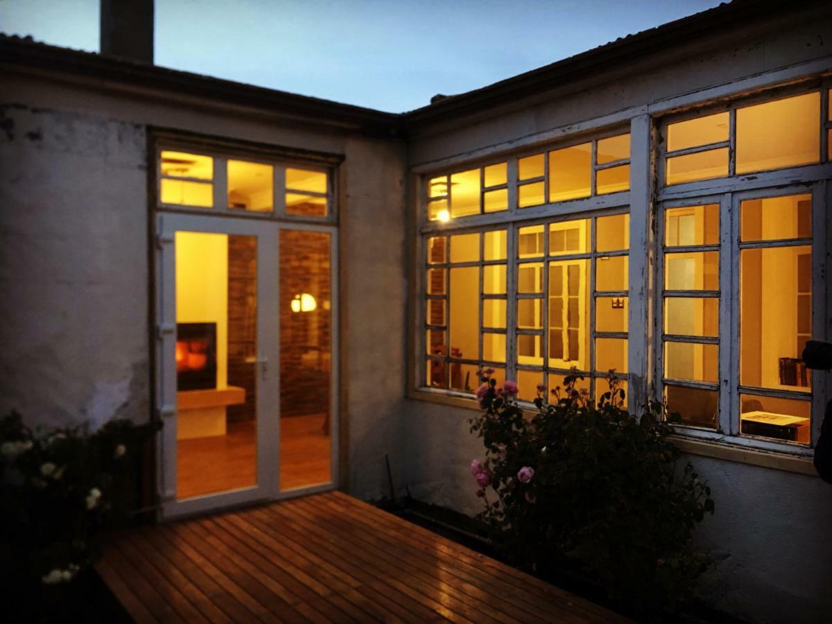 Hostal Boutique Puerta Roja بونتا أريناس المظهر الخارجي الصورة